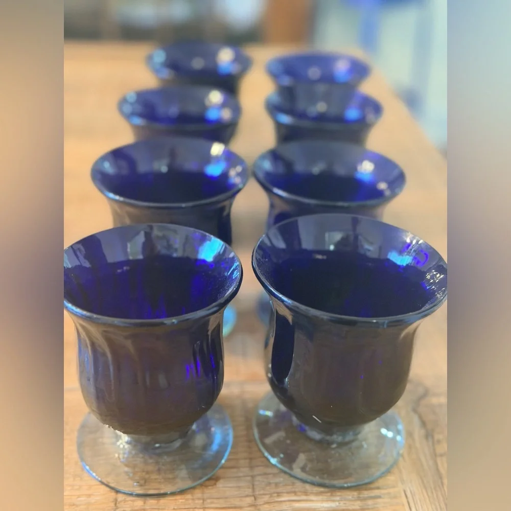 8 Handblown Cobalt Drinking Glasses. 4”T. Pedestal | Vintage | Vibrant | EUC